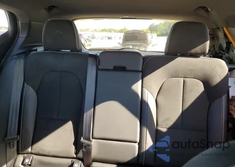 2022 Volvo Xc40 T5 R-Design z USA, uszkodzony, nr VIN YV4162UM1N2646524